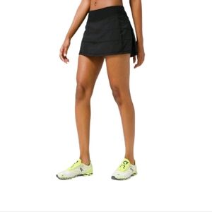 LULULEMON Athletica Pace Rival Skirt/Skort Black Size 10 Performance Wear
